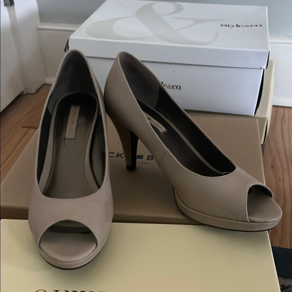 Bandolino Cream Peep-Toe Heels with Stiletto